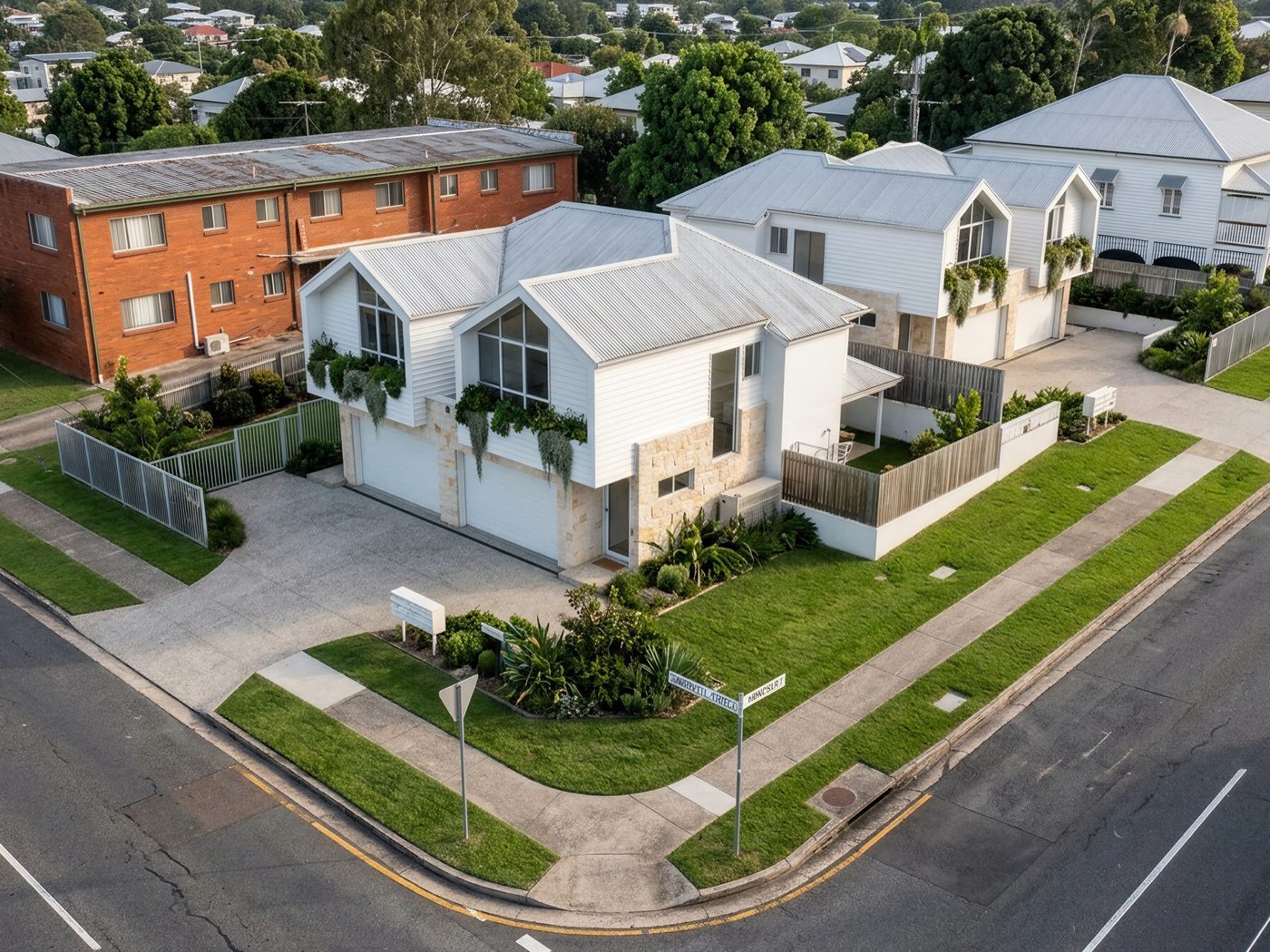 Aurora, Brisbane